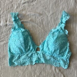 🎊5/$50 Lace Triangle Bralette in Aqua Blue